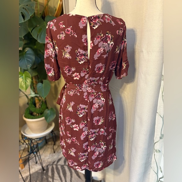 Astr Burgundy Floral Midi Dress - Picture 4 of 9